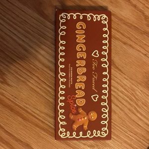 Too faced GINGERBREAD SPICE Palette